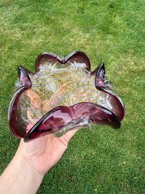 Beautiful Vintage 1960s Murano Art Glass Bulicante Sommerso Bowl Purple Gold.